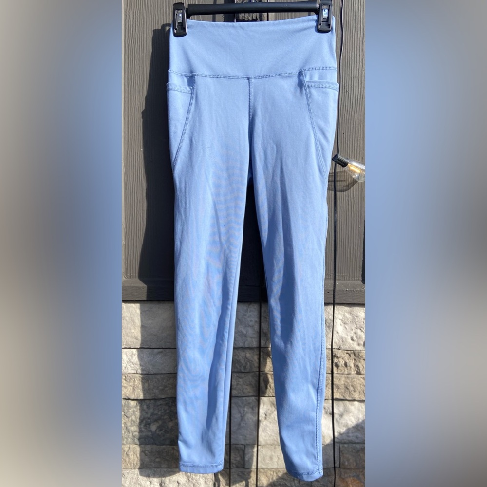 Danskin Light Blue Leggings Size Small 💕💙